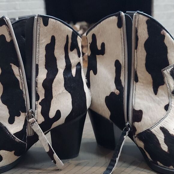 Idyllwind Calf Hair Cow Print Cowboy Booties Sz 8 - Picture 11 of 15